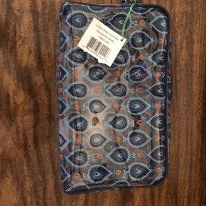 NWT Vera Bradley large cosmetic case